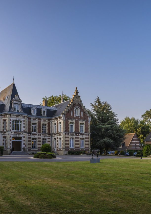 Najeti Hotel Château Tilques Entrance facade (Copy)